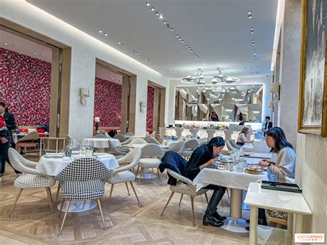 cafe Dior paris reviews